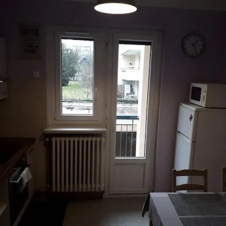 T1 Bis, 50m Du Apartment